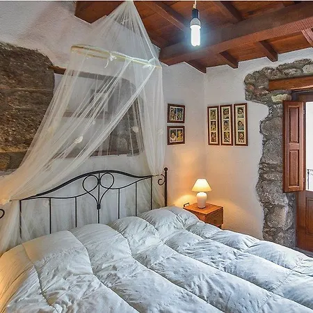 Casa Pietra Tatil Evi Santu Lussurgiu