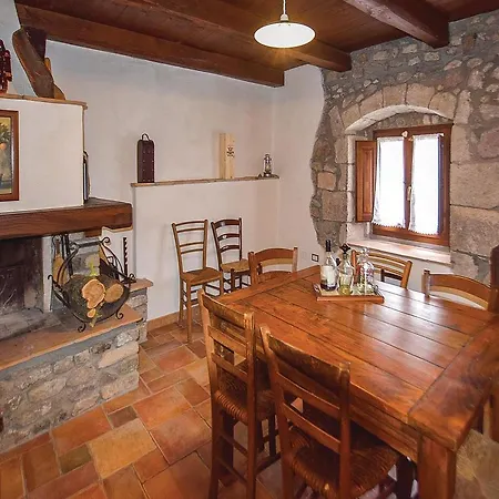 Casa Pietra Tatil Evi Santu Lussurgiu